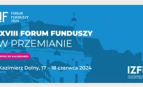 zdjęcie z Kazimierza a nanim napis Forum Funduszy